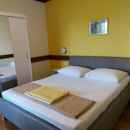 Апартаменты By The Sea Palit, Rab - 15794 *
