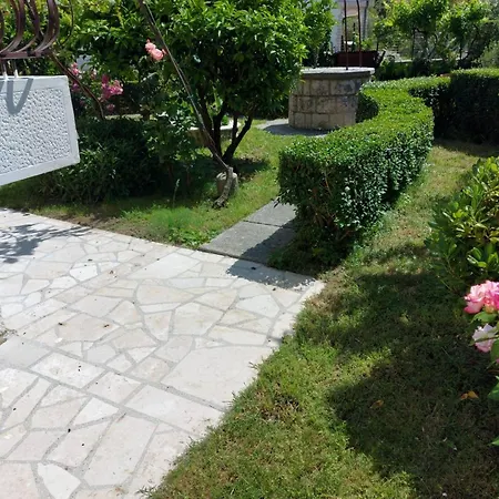 Apartman By The Sea Palit, Rab - 15794 Palit