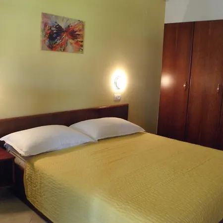 By The Sea Palit, Rab - 15794 Apartment *